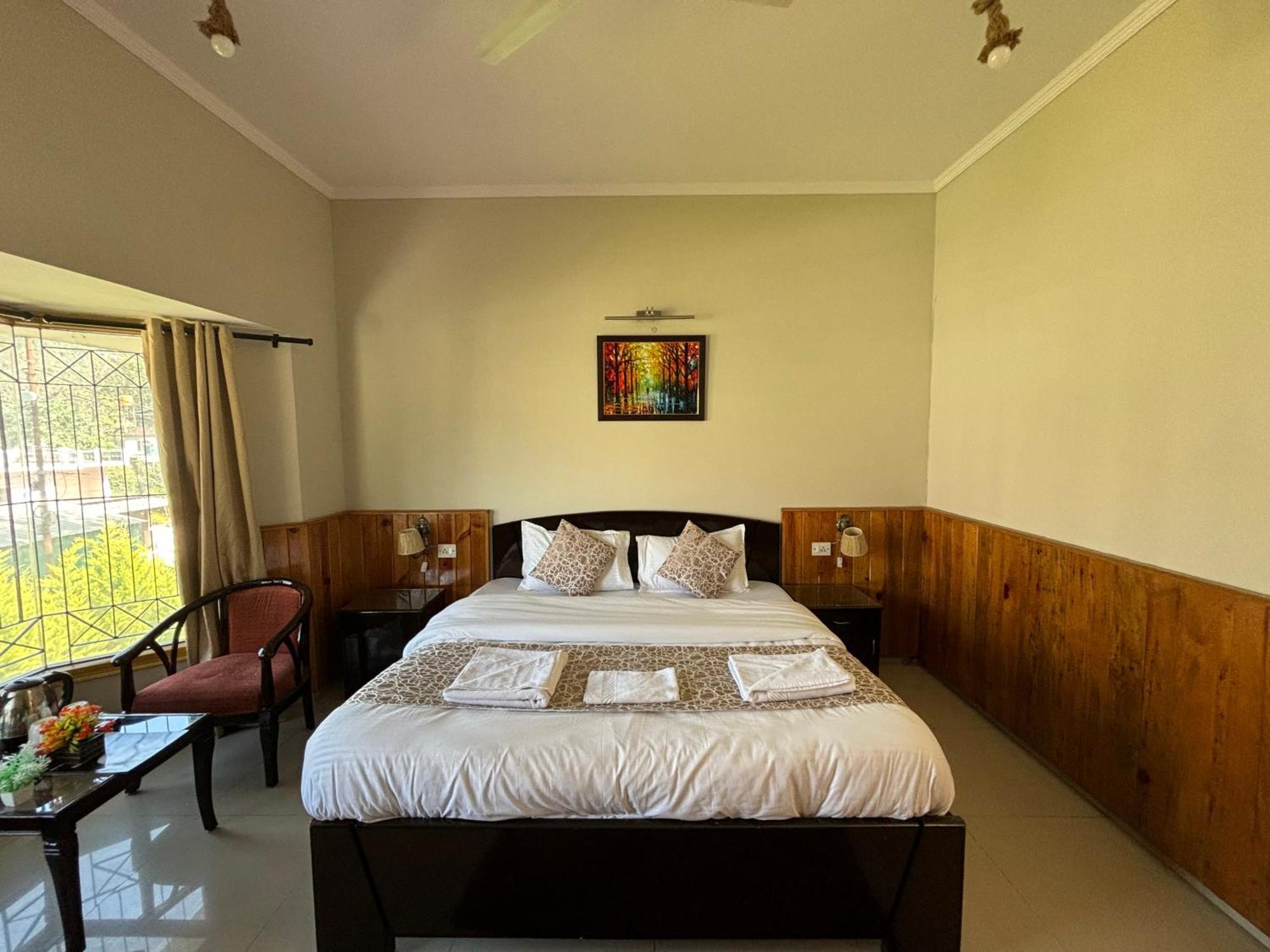 Ivy The Boutique Hotel Near Neem Karoli Temple 奈尼塔尔 外观 照片
