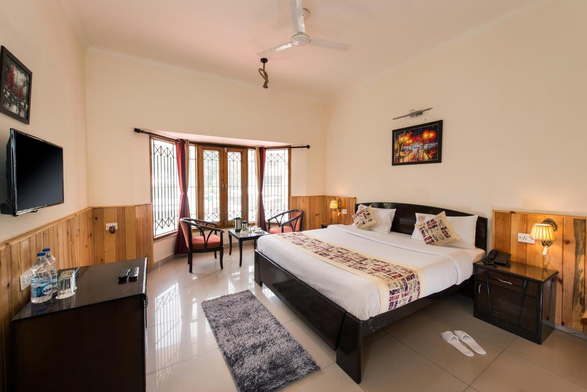 Ivy The Boutique Hotel Near Neem Karoli Temple 奈尼塔尔 外观 照片